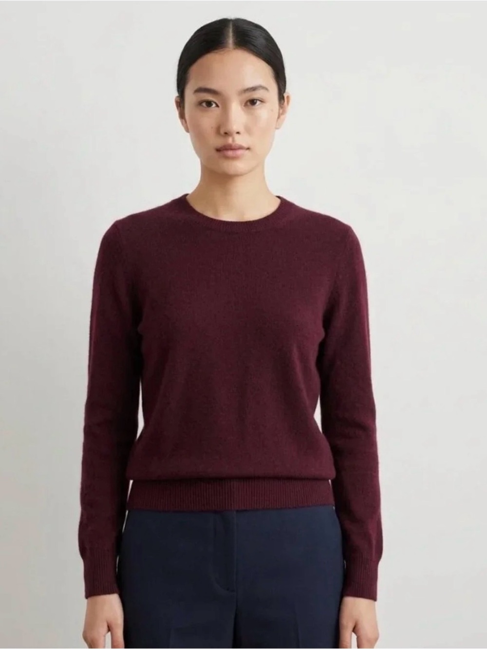 Quince Mongolian Cashmere Crewneck Sweater in Burgundy